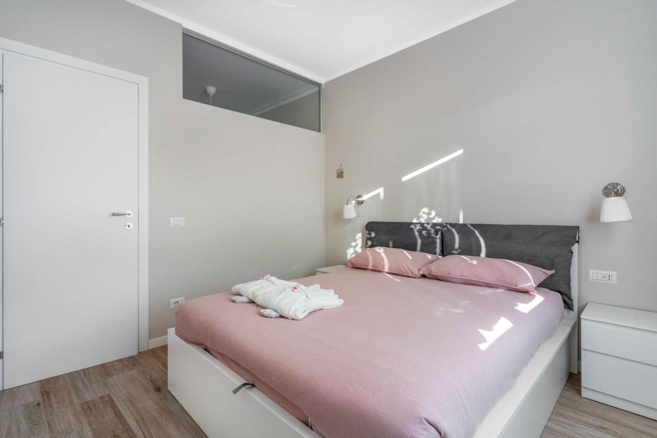 Appartement Bo13 -crescenzago- Bright - Wifi - Elegant